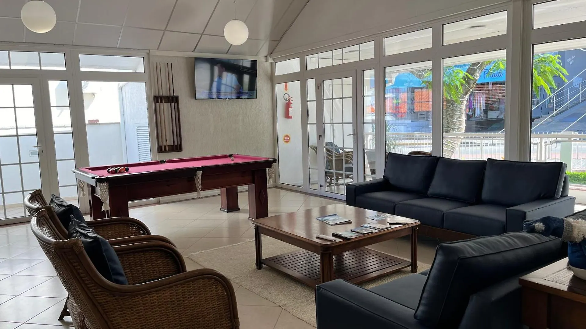 Bombinhas Blue Suites