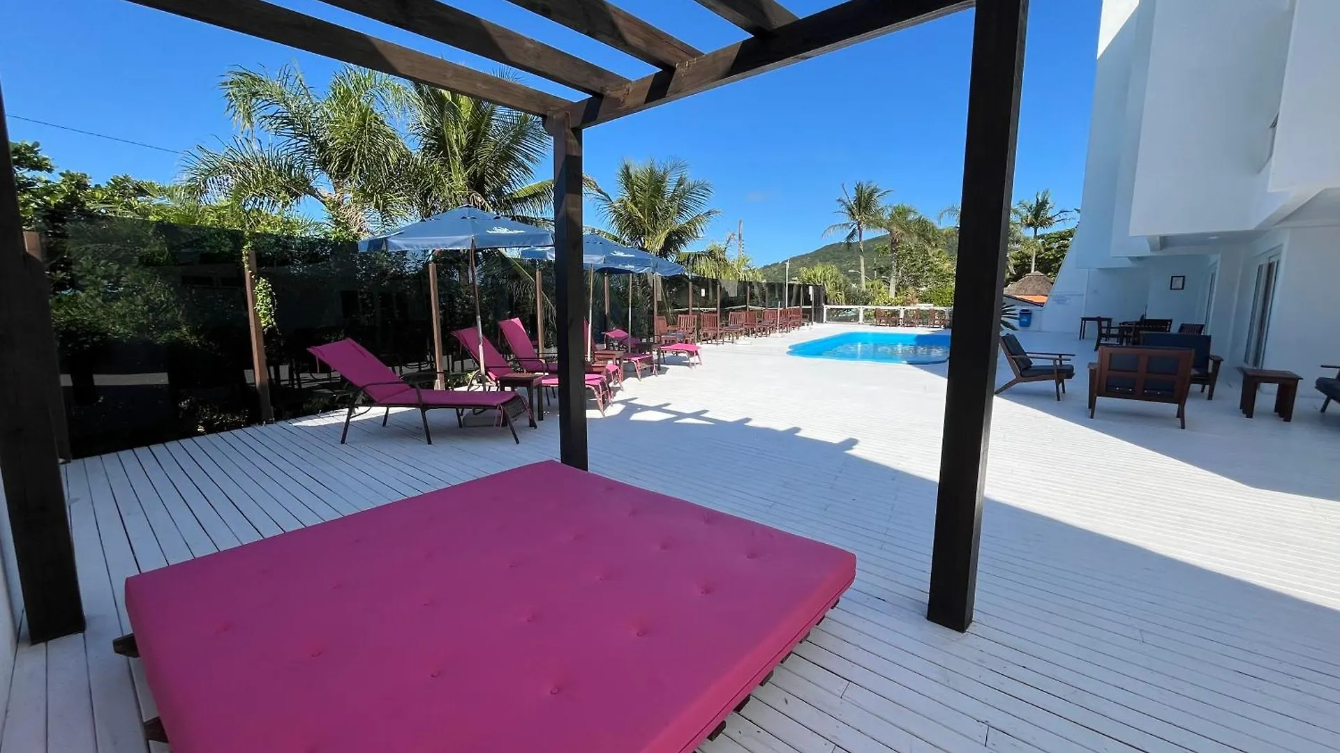 Bombinhas Blue Suites